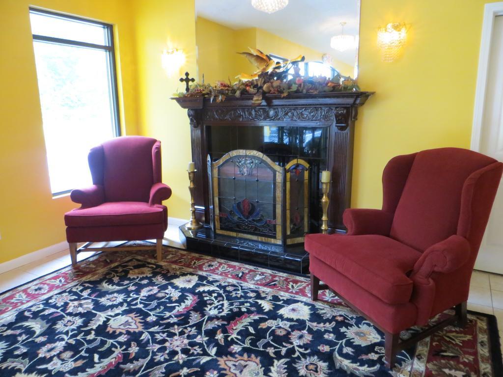 Hotel Golden Manor &